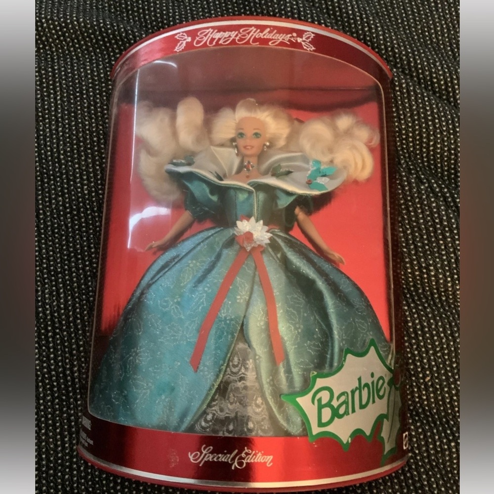 Mattel 1995 Happy Holidays Barbie Special Edition Grand Victorian Teal Blond